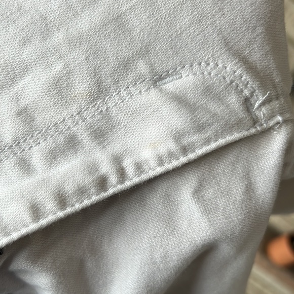 Universal thread white shorts - Picture 6 of 6